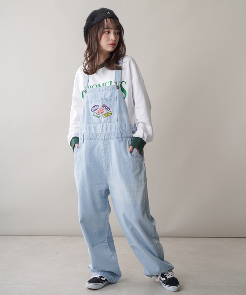 SPINNS（スピンズ）の「【ゆるシルエット】ワッペン デニムオーバーオール（サロペット/オーバーオール・レディース・ブラック/サックスブルー・ONESIZE）」の11枚目の写真
