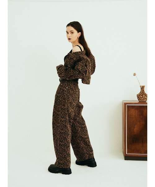 ENVYM（アンビー）の「ルーズデニムＰＴ（デニムパンツ・レディース・ブラック/レオパード/ブルー・S/M）」の7枚目の写真