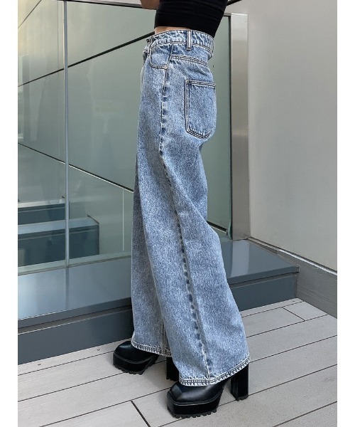 ENVYM（アンビー）の「ルーズデニムＰＴ（デニムパンツ・レディース・ブラック/レオパード/ブルー・S/M）」の16枚目の写真