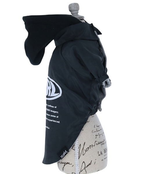 X-girl（エックスガール）の「X-girl/ワープロゴフード付きコーチジャケット（ペットウェア・レディース・ブラック/ベージュ・3S/M/L/2L/S/3M/XS/3L）」の5枚目の写真