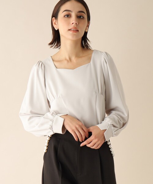 OPAQUE.CLIP（オペークドットクリップ）の「◆スクエアネックサテンブラウス（シャツ/ブラウス・レディース・パープル系/ブラック/ライトグレー・38）」の3枚目の写真