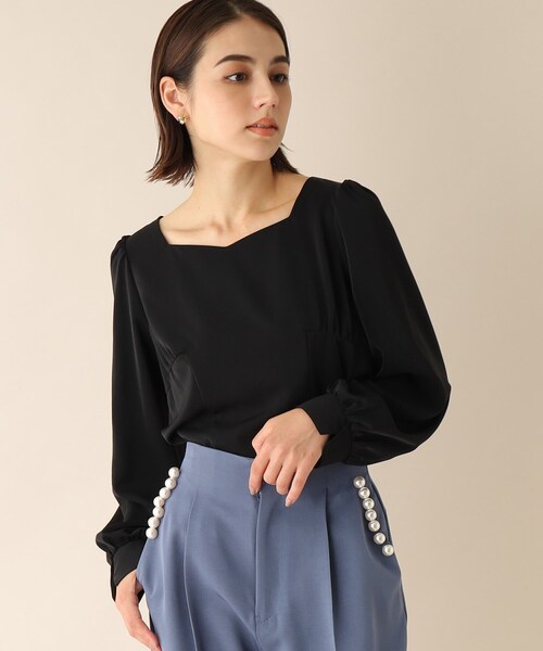 OPAQUE.CLIP（オペークドットクリップ）の「◆スクエアネックサテンブラウス（シャツ/ブラウス・レディース・パープル系/ブラック/ライトグレー・38）」の2枚目の写真