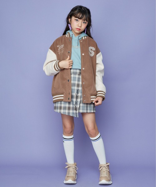 JENNI(ジェニィ)の「ロゴ刺繍ラインハイソックス(ソックス/靴下・キッズ・ブラック/オフホワイト/グレー・19-21cm/22-24cm)」の9枚目の写真