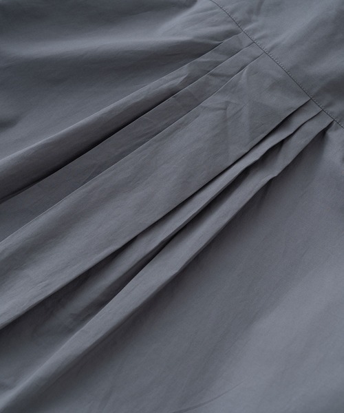 美品✨ルフィル バックプリーツブラウス シャツ トップス グレー LE PHIL（ル フィル） ブラウス シャツ スクエアヘムブラウス