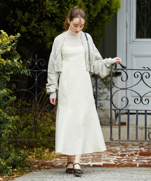 archives(アルシーヴ)の「エンボスビスチェキャミワンピース(ワンピース・レディース・ミント/アイボリー/ブラック・MEDIUM)」の20枚目の写真