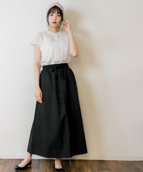atONE(アットワン)の「atONE ウエストリブツイルマキシスカート(スカート・レディース・ベージュ/ブラック/カーキ・M/4L/L/3L/LL)」の4枚目の写真