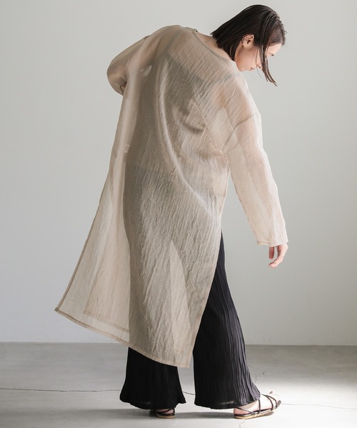 select MOCA（セレクトモカ）の「シアーリネンライクスリットキーネックワンピース（ワンピース・レディース・オフホワイト/ブラック/ベージュ・FREE）」の19枚目の写真