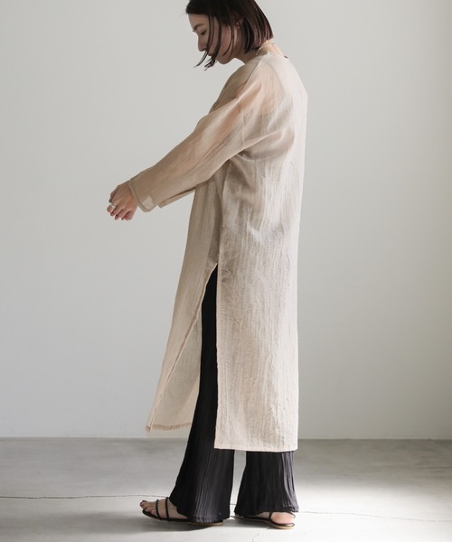 select MOCA（セレクトモカ）の「シアーリネンライクスリットキーネックワンピース（ワンピース・レディース・オフホワイト/ブラック/ベージュ・FREE）」の21枚目の写真