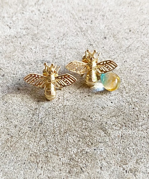 ミツバチピアス 蜂のボディピアス │K18/プラチナ ハチの軟骨ピアス – PICOLLET