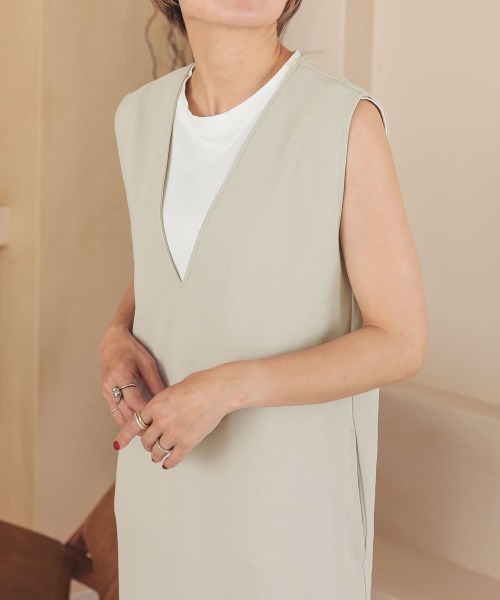 DONOBAN（ドノバン）の「【pufe】Vネック ワンピース（ワンピース・レディース・ブラック/アイボリー/グレイッシュベージュ/チャコール・F）」の12枚目の写真