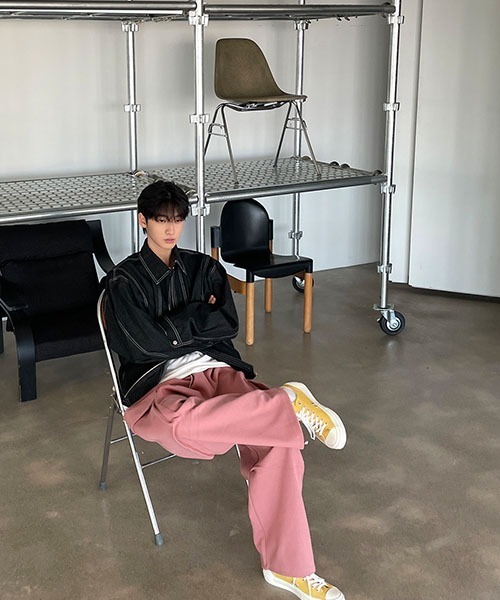 ASCLO(エジュクロ)の「【THE KLOBAL STAGE 韓国アイドル着用】ASCLO Bernie Stitch Denim Jacket(デニムジャケット・メンズ・ブラック・FREE)」の12枚目の写真
