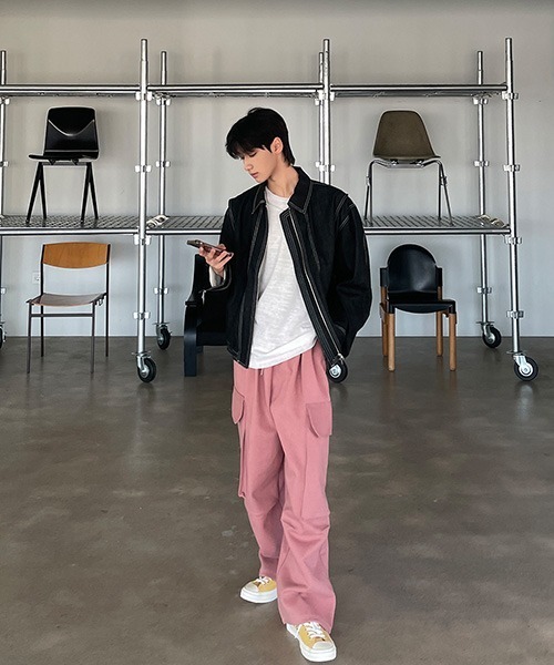 ASCLO(エジュクロ)の「【THE KLOBAL STAGE 韓国アイドル着用】ASCLO Bernie Stitch Denim Jacket(デニムジャケット・メンズ・ブラック・FREE)」の16枚目の写真