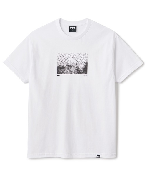 FTC（エフティーシー）の「BRIDGES TEE（Tシャツ/カットソー・メンズ・ブラック/グリーン系その他/ホワイト・LARGE/X-LARGE/MEDIUM）」の2枚目の写真