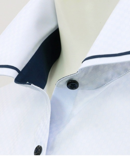 TOKYO SHIRTS(トウキョウシャツ)の「形態安定ノーアイロン マイターレギュラー 長袖ビジネスワイシャツ(ビジネスシャツ・レディース・ライトブルー・XL/XS/LL/S/M/L)」の4枚目の写真