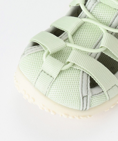 petit main（プティマイン）の「水抜きソールサンダル（スニーカー・キッズ・ライトグレー/ライトカーキ/ライトピンク/ブラック・13cm/14cm/15cm/16cm/17cm）」の12枚目の写真