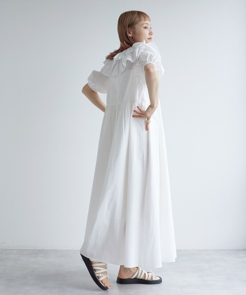 w closet（ダブルクローゼット）の「フリルカラーワンピース