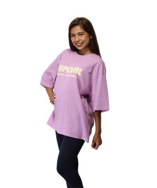 rip curl（リップカール）の「【RIPCURL（リップカール）】レディースロゴ半袖Tシャツ　ビッグシルエット　SURF SPRAY HERITAGE TEE（Tシャツ/カットソー・レディース・ブラック系その他/バイオレット・SMALL/MEDIUM/X-SMALL）」の6枚目の写真