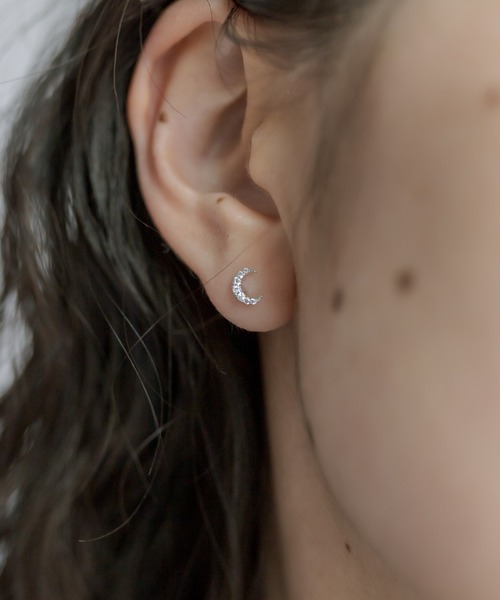 mystic（ミスティック）の「[Eau]moon pierce（ピアス（両耳用）・レディース・シルバー・ONE SIZE）」の2枚目の写真