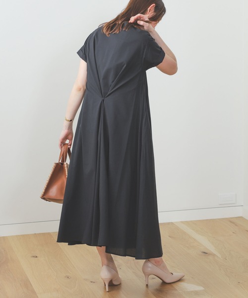 BEAMS HEART(ビームスハート)の「BEAMS HEART / スキッパーネック 2WAYワンピース(ワンピース・レディース・ブラウン系その他3/ブラウン系その他/ブラック・FREE)」の6枚目の写真