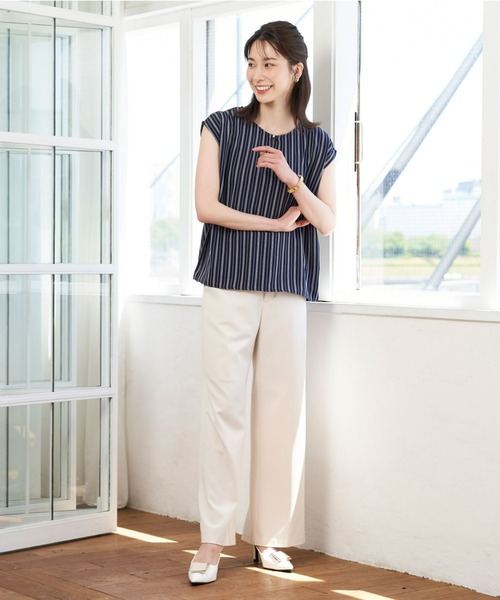 TOKYO SHIRTS(トウキョウシャツ)の「フロントビジューノースリーブブラウス(シャツ/ブラウス・レディース・オフホワイト/ブラック/ネイビー・L/M)」の13枚目の写真