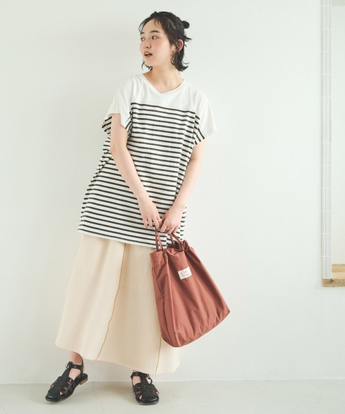 Crisp（クリスプ）の「バイカラーメロウフレアスカート（スカート・レディース・アイボリー/チャコールグレー・FREE）」の8枚目の写真