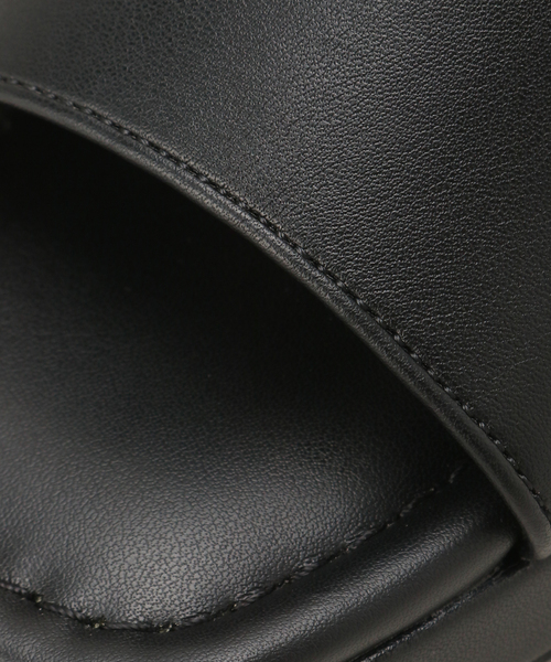 Simplicite（サンプリシテ）の「ボリュームソールサンダル（サンダル・レディース・ブラック/チャコールグレー・LARGE/SMALL/MEDIUM）」の10枚目の写真