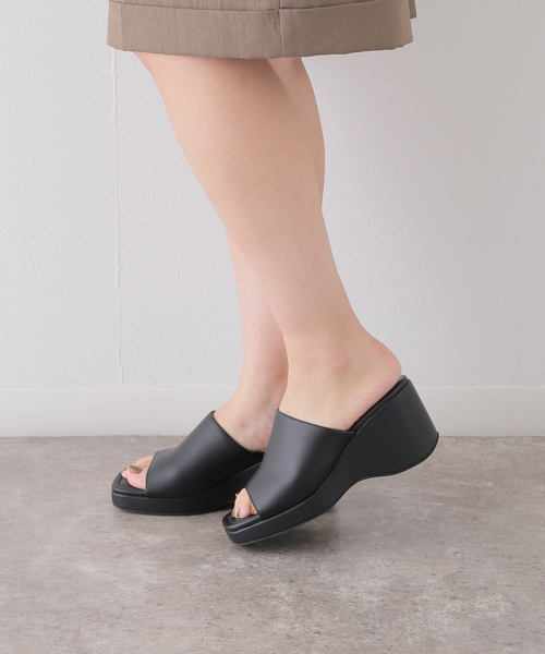 Simplicite（サンプリシテ）の「ボリュームソールサンダル（サンダル・レディース・ブラック/チャコールグレー・LARGE/SMALL/MEDIUM）」の13枚目の写真