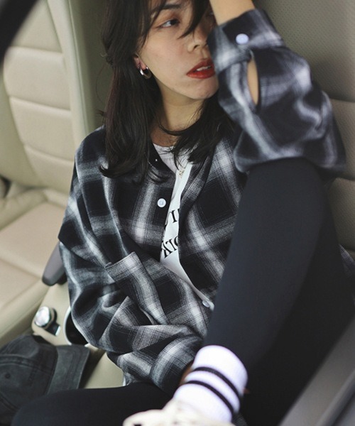 MASHIRO(マシロ)の「【MASHIRO】チェックシャツ(シャツ/ブラウス・レディース・ブラック・FREE)」の3枚目の写真
