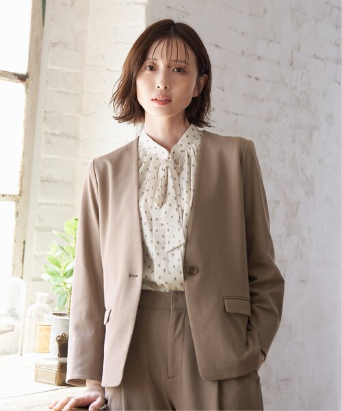 IKKA LOUNGE(イッカラウンジ)の「【セットアップ対応】Beasystretch ジャケット(テーラードジャケット・レディース・ブラウン/ブラック・S/M/L)」の17枚目の写真