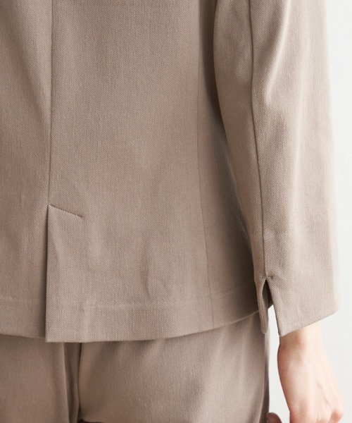IKKA LOUNGE(イッカラウンジ)の「【セットアップ対応】Beasystretch ジャケット(テーラードジャケット・レディース・ブラウン/ブラック・S/M/L)」の4枚目の写真
