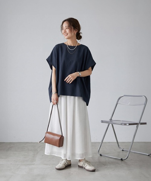 STYLE DELI(スタイルデリ)の「さらさら袖立ちドルマンブラウス(シャツ/ブラウス・レディース・クリーム/チャコールグレー/ブラウン系/ホワイト/ネイビー・FREE)」の16枚目の写真