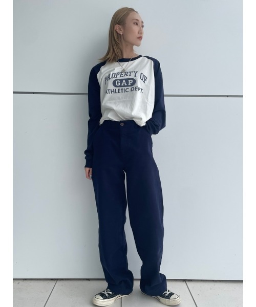 GAP(ギャップ)の「ミッドライズ ルーズフィット カーキチノパンツ(チノパンツ・レディース・ベージュ/ネイビー/グリーン・00/0/2/000/4/6/8/10)」の14枚目の写真