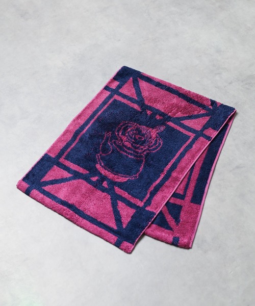 Hippopotamus（ヒポポタマス）の「【TOWEL THINK LAB ムーミン x HIPPOPOTAMUS】ロングフェイスタオル（タオル・レディース・オレンジ/ゴールド/ネイビー・FREE）」の2枚目の写真
