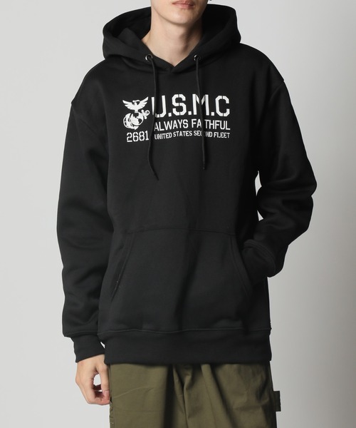 ARCADE（アーケード）の「裏起毛 アメカジ カレッジロゴ ミリタリー 柄込み スウェット プルオーバーパーカー（パーカー・メンズ・ネイビー系5/ホワイト系その他/カーキ系2/グリーン系5/グレー系3/ブラック系5/グレー系1/ブラック系2/ネイビー系3/ブラック系1/ネイビー系1/ベージュ系4/ブラック系3/グレー系その他/レッド系4・L/M/LL）」の4枚目の写真