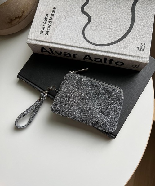 Me%（ミィパーセント）の「ラメラメリールパスケース　984245（パスケース・レディース・ブラック/ブルー/シルバー・FREE）」の6枚目の写真