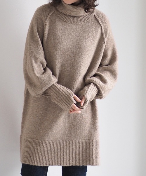 cepo（セポ）の「ロングカフス バックリンキングタートルニット（チュニック・レディース・グレー/ベージュ/ブルー・M）」の14枚目の写真