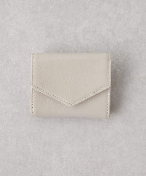 GALLARDAGALANTE（ガリャルダガランテ）の「【2.718】パテントWALLETE（財布・レディース・ブラック/グレイッシュベージュ・FREE）」の4枚目の写真