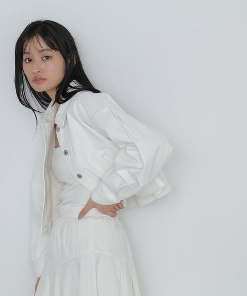 NATURAL BEAUTY BASIC（ナチュラルビューティーベーシック）の「◇クロップドデニムジャケット（デニムジャケット・レディース・ブルー/オフホワイト・SMALL/MEDIUM）」の21枚目の写真