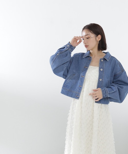 NATURAL BEAUTY BASIC（ナチュラルビューティーベーシック）の「◇クロップドデニムジャケット（デニムジャケット・レディース・ブルー/オフホワイト・SMALL/MEDIUM）」の9枚目の写真