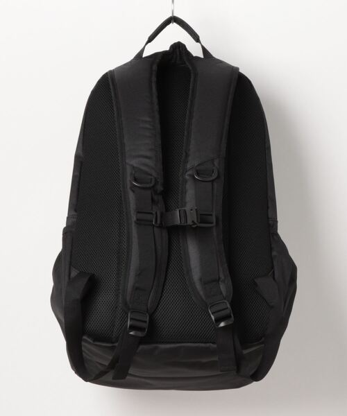 ROXY（ロキシー）の「GO OUT/ロキシー大容量ノートパソコン収納可能ワンポイントロゴスタンダードバックパック（バックパック/リュック・レディース・ホワイト/ブラック/マルチ/グレー/パープル・FREE）」の10枚目の写真