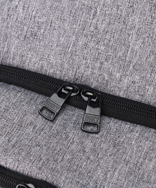ROXY(ロキシー)の「GO OUT/ロキシー大容量ノートパソコン収納可能ワンポイントロゴスタンダードバックパック(バックパック/リュック・レディース・ホワイト/ブラック/マルチ/グレー/パープル・FREE)」の18枚目の写真