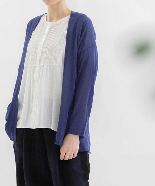 nop de nod（ノップドゥノッド）の「リネン混ケープカーディガン（カーディガン/ボレロ・レディース・キナリ/イエロー/ネイビー/ダークグレー/ブラック・3）」の4枚目の写真