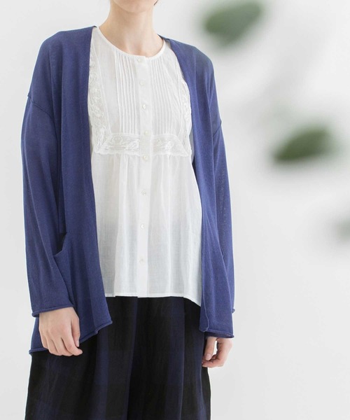 nop de nod（ノップドゥノッド）の「リネン混ケープカーディガン（カーディガン/ボレロ・レディース・キナリ/イエロー/ネイビー/ダークグレー/ブラック・3）」の8枚目の写真