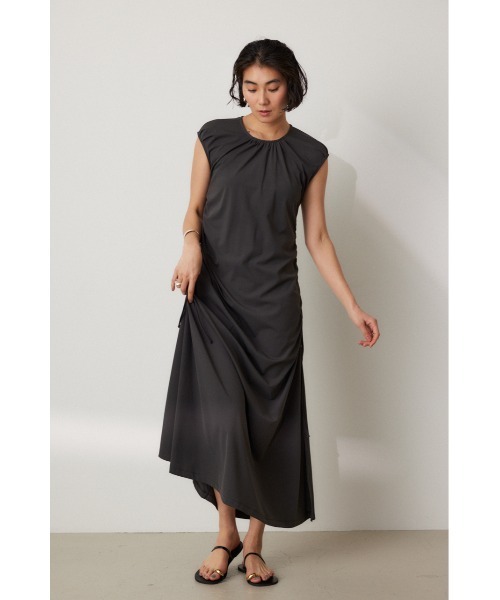 crie conforto（クリーコンフォルト）の「メタリックライントングサンダル（サンダル・レディース・シルバー/ブラック・SMALL/MEDIUM/LARGE/LL）」の15枚目の写真