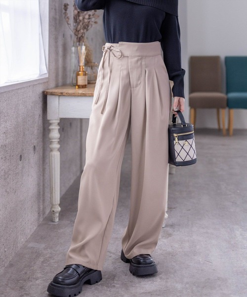 clear（クリア）の「ウエストリボンデザインツータックパンツ[骨格ストレート 着回し抜群 大人 カジュアル]（その他パンツ・レディース・ブラック/ベージュ/ピンク・M/S）」の3枚目の写真