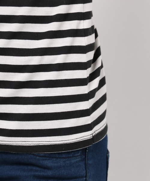 AZUL by moussy（アズールバイマウジー）の「TC天竺BCヨーク切替R/N半袖PO（Tシャツ/カットソー・レディース・ブラック/カーキ系/ブラック系その他/オフホワイト/ホワイト系その他・LARGE/MEDIUM/SMALL/X-LARGE/X-SMALL）」の12枚目の写真