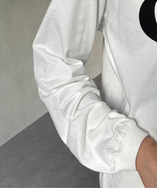 Thevon(ゼボン)の「CloirロゴプリントロングTシャツ(Tシャツ/カットソー・レディース・オフホワイト/ブラック・FREE)」の18枚目の写真