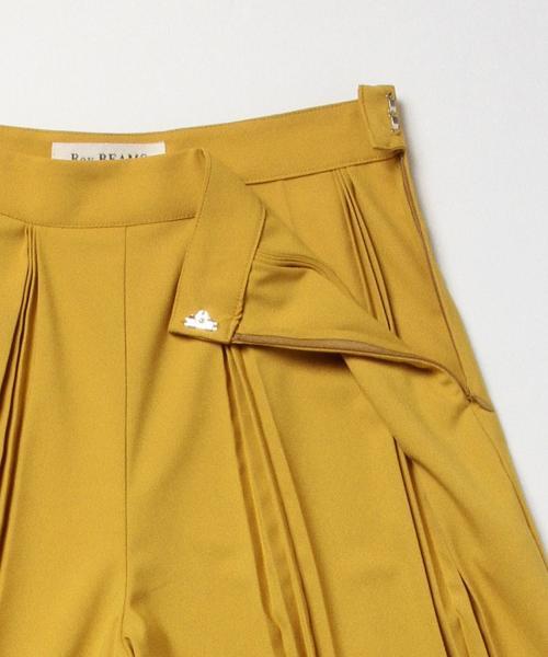 Ray BEAMS（レイビームス）の「■Ray BEAMS / プリーツフレアー ワイドパンツ（その他パンツ・レディース・イエロー系その他/ネイビー・1/0）」の7枚目の写真