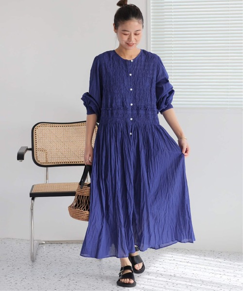 JOURNAL STANDARD relume（ジャーナルスタンダード　レリューム）の「《追加》コットンボイルクリンクルシャーリングワンピース（ワンピース・レディース・グリーン/ブラック系その他/ブラック/ブルー・FREE）」の18枚目の写真