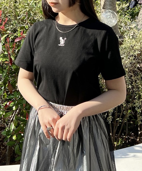 NICOLE CLUB(ニコル クラブ)の「ネコ刺繍Tシャツ(Tシャツ/カットソー・レディース・グレー系/ホワイト系/オフホワイト/ブラック・FREE)」の3枚目の写真
